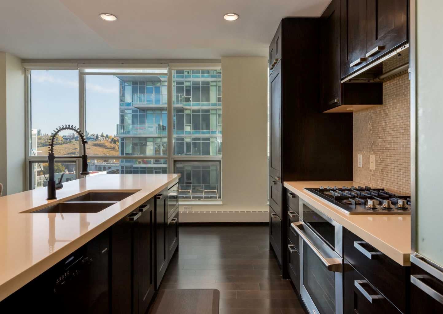 222 Riverfront Avenue SW 913