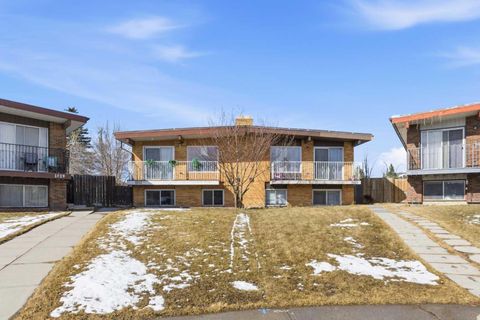 1827 46 Street SE Calgary AB T2B 2J9