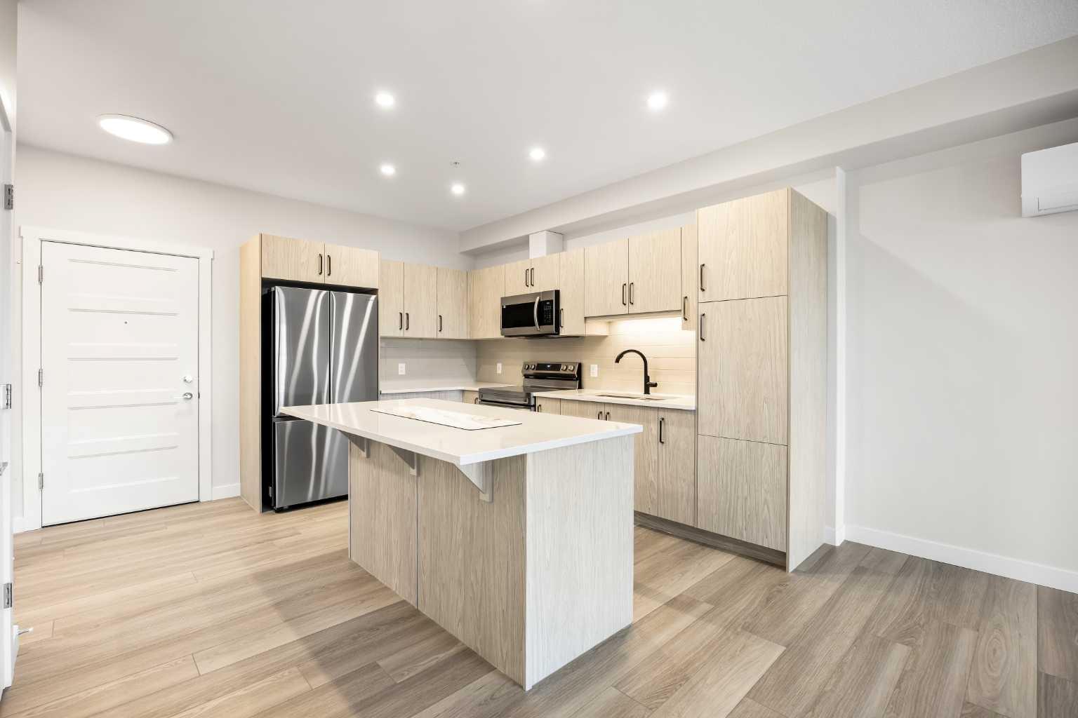 81 Arbour Lake View NW 1107