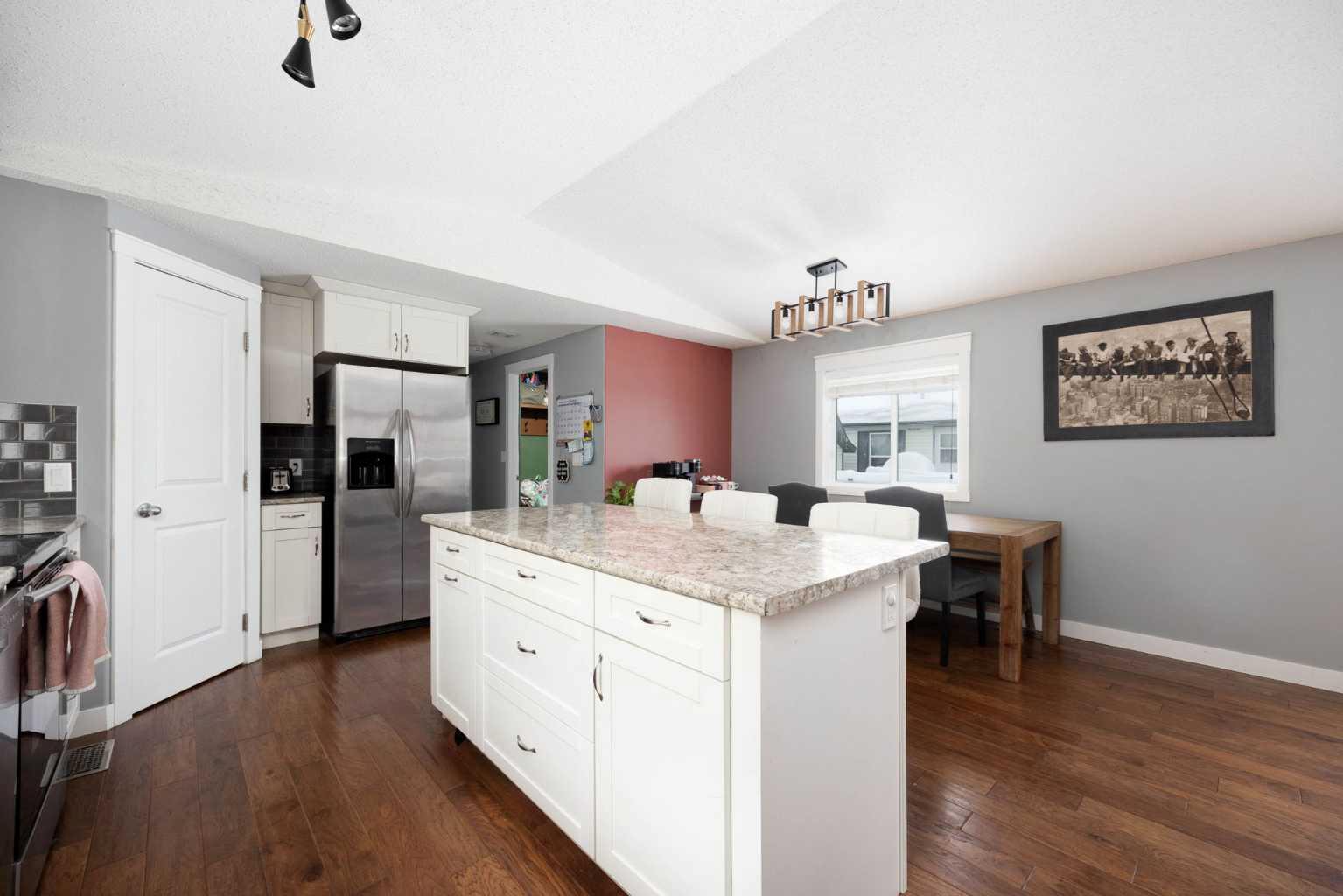 156 McKinlay Crescent