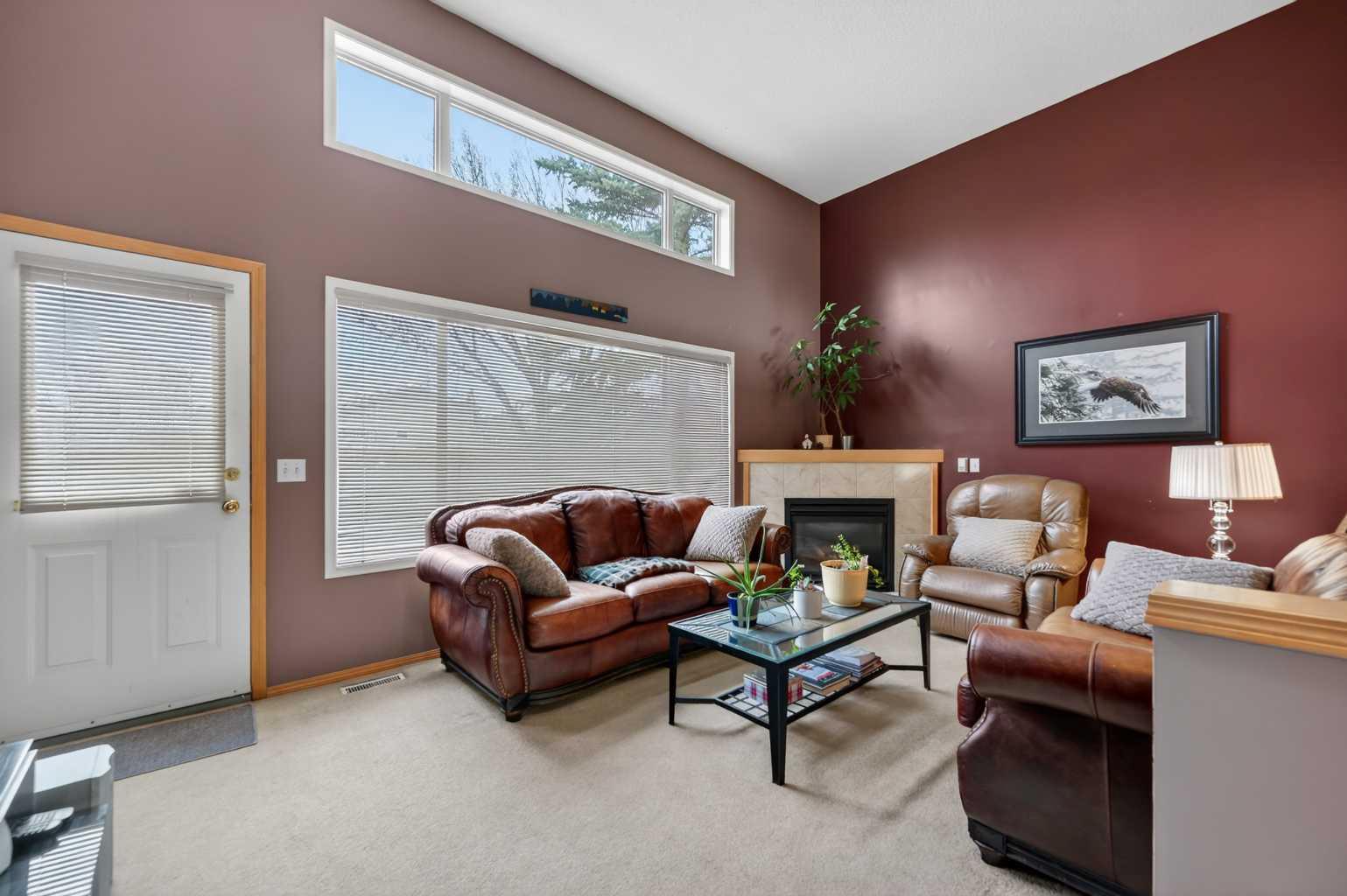 33 Harvest Oak Circle NE
