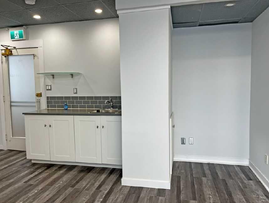 Photo of 122 17 Avenue SE #100, Calgary, AB T2G 1H2 (MLS # A2348282)