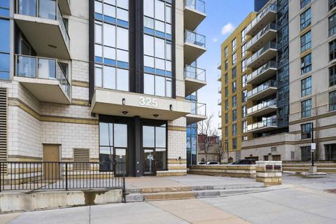325 3 Street SE 1001 Calgary AB T2G 0T9