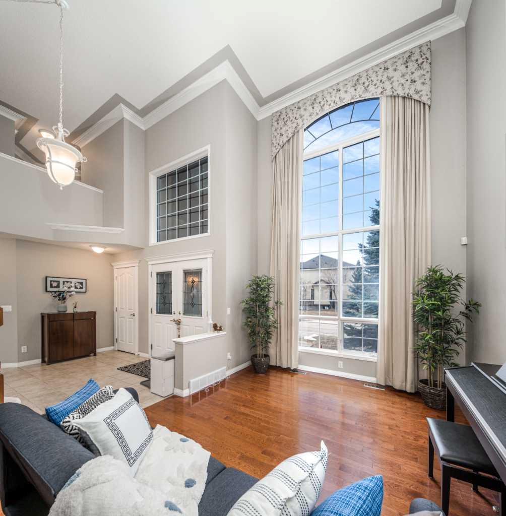 143 Hamptons Terrace NW