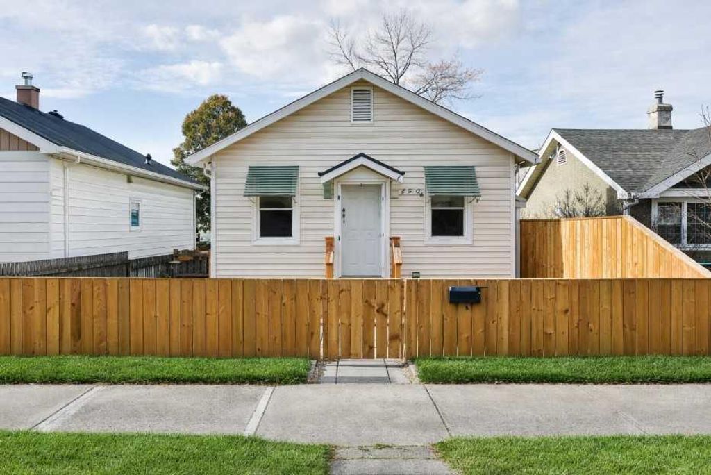 Photo of 140 20 Street N, Lethbridge, AB T1H 3M5 (MLS # A2283671)