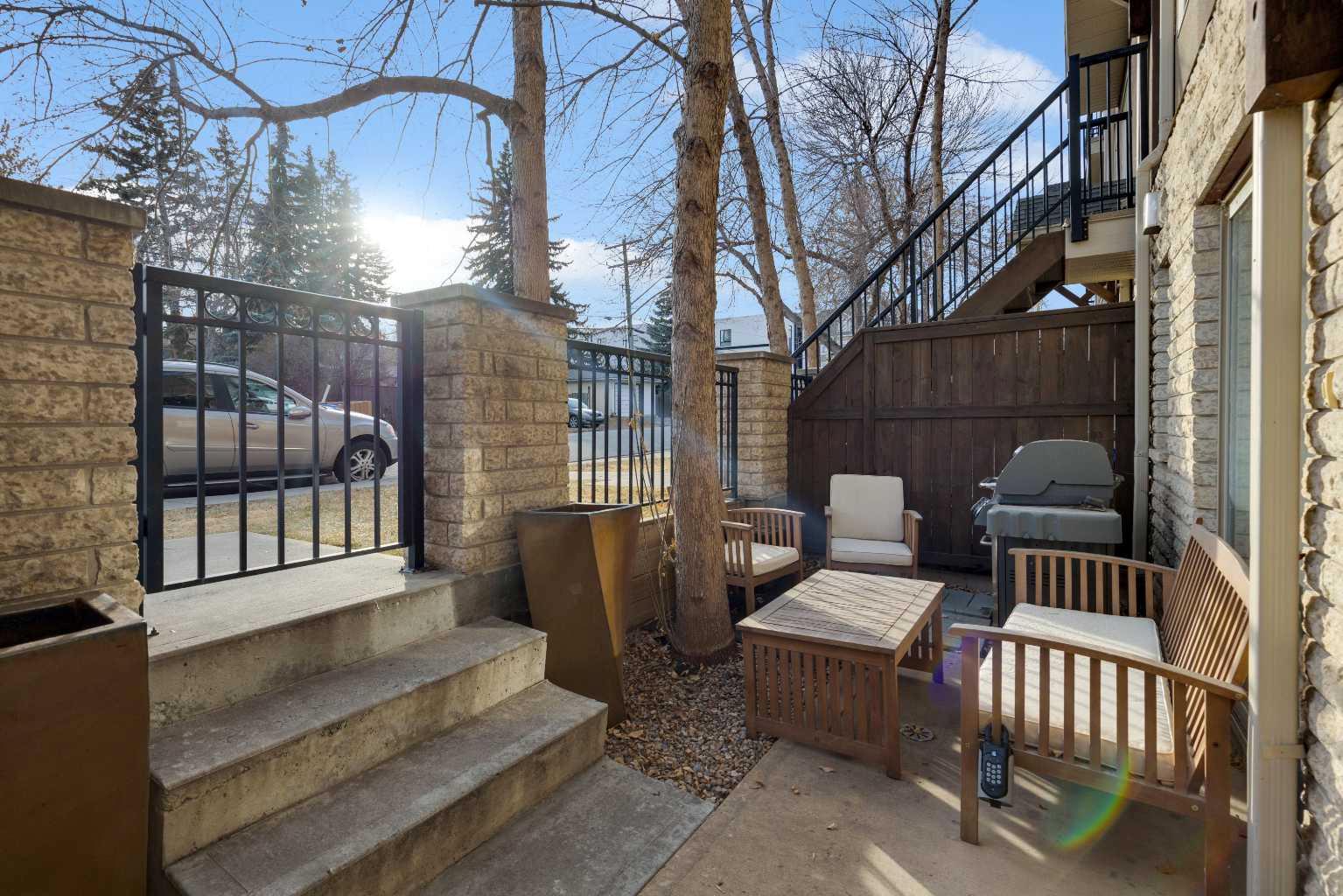 1728 35 Avenue SW 105