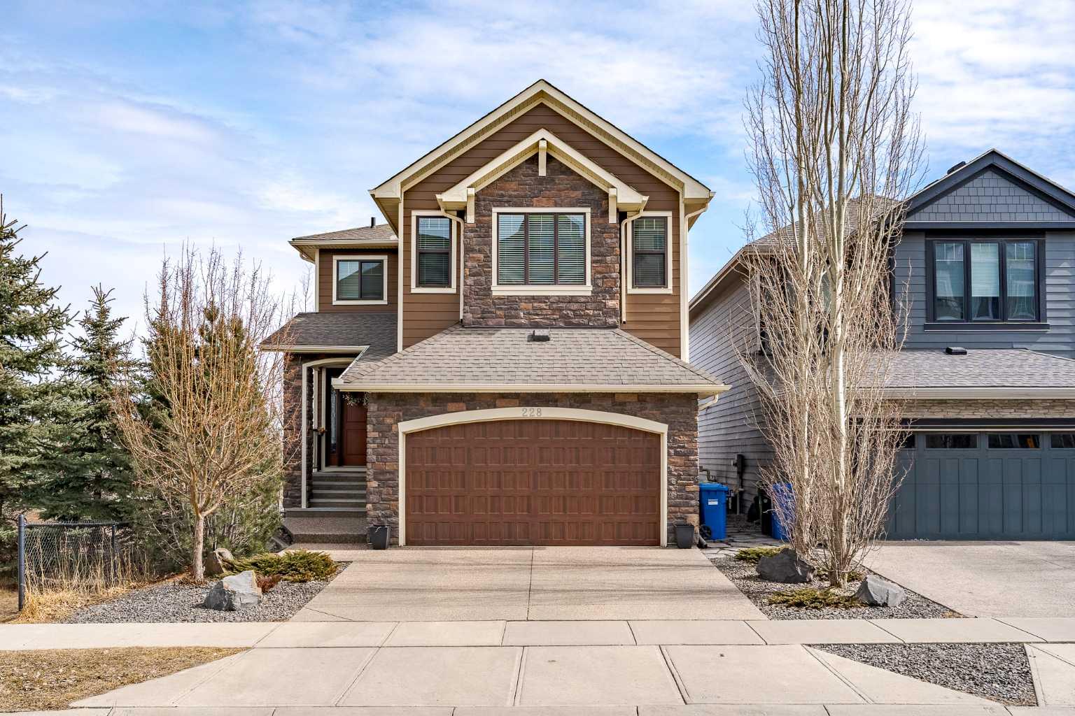 228 Legacy Boulevard SE