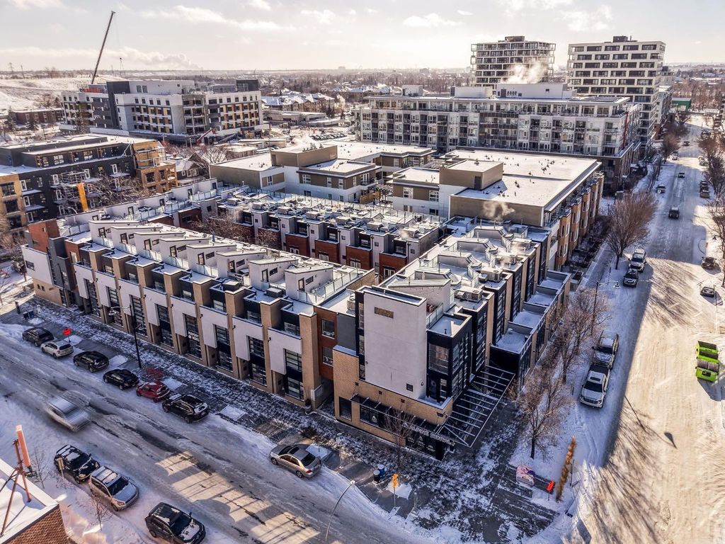 Photo of 156 9 Street NE, Calgary, AB T2E 0P4 (MLS # A2287780)