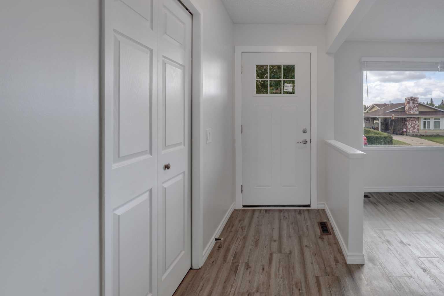 452 Queen Alexandra Way SE