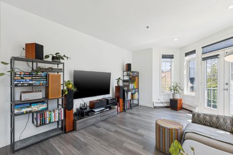 Tiny photo for 1000 15 Avenue SW #304, Calgary, AB T2R 0S6 (MLS # A2311070)