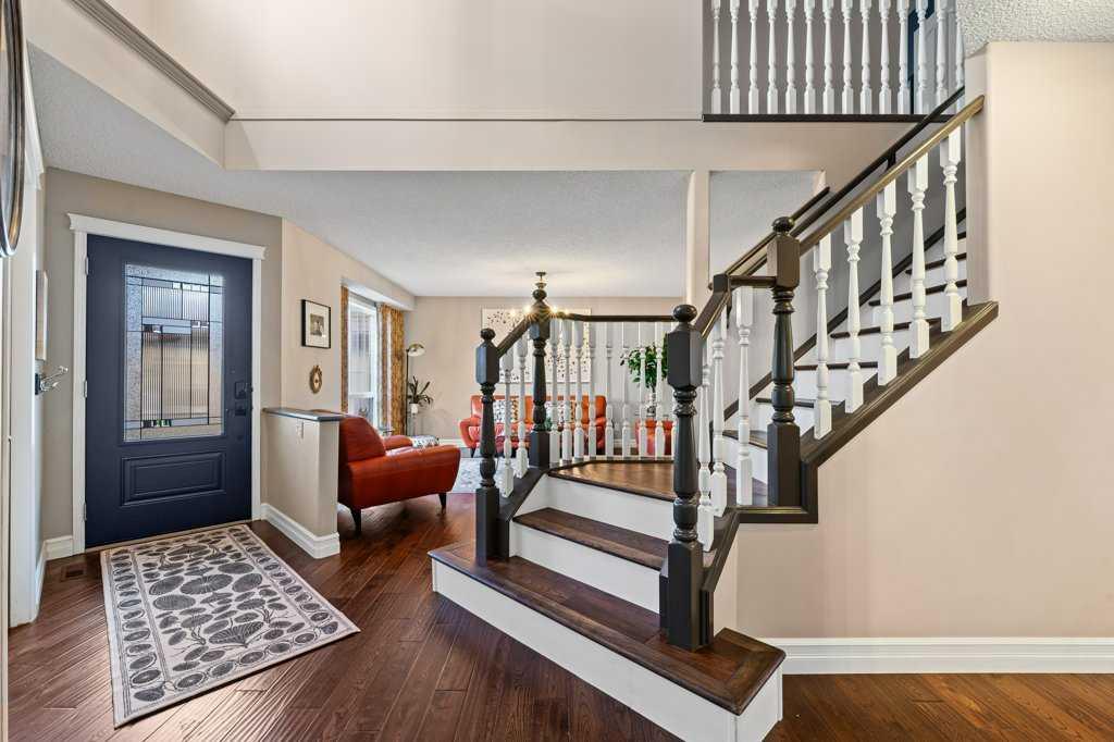 178 Cranwell Close SE