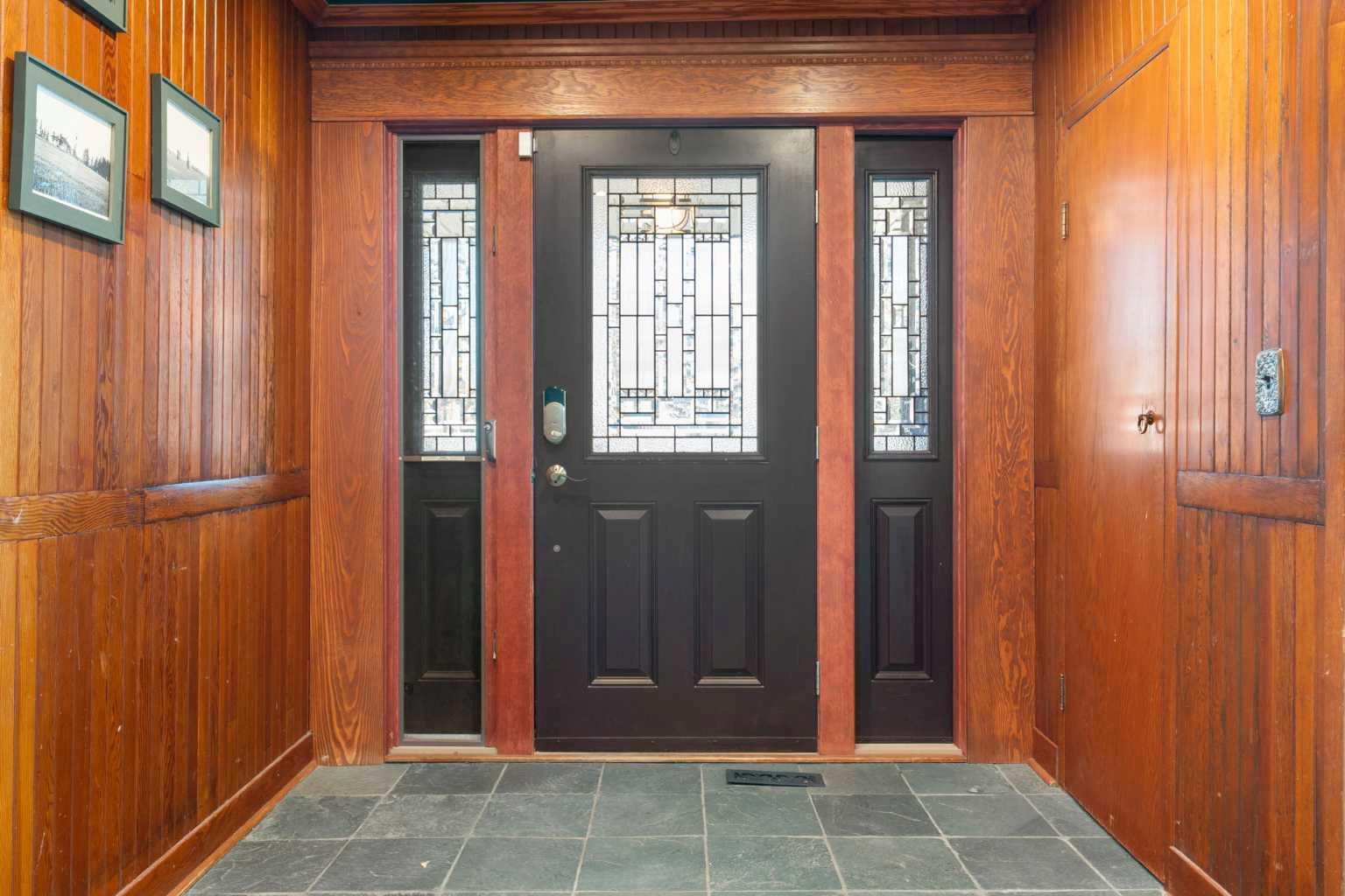 10507 Bradbury Drive SW