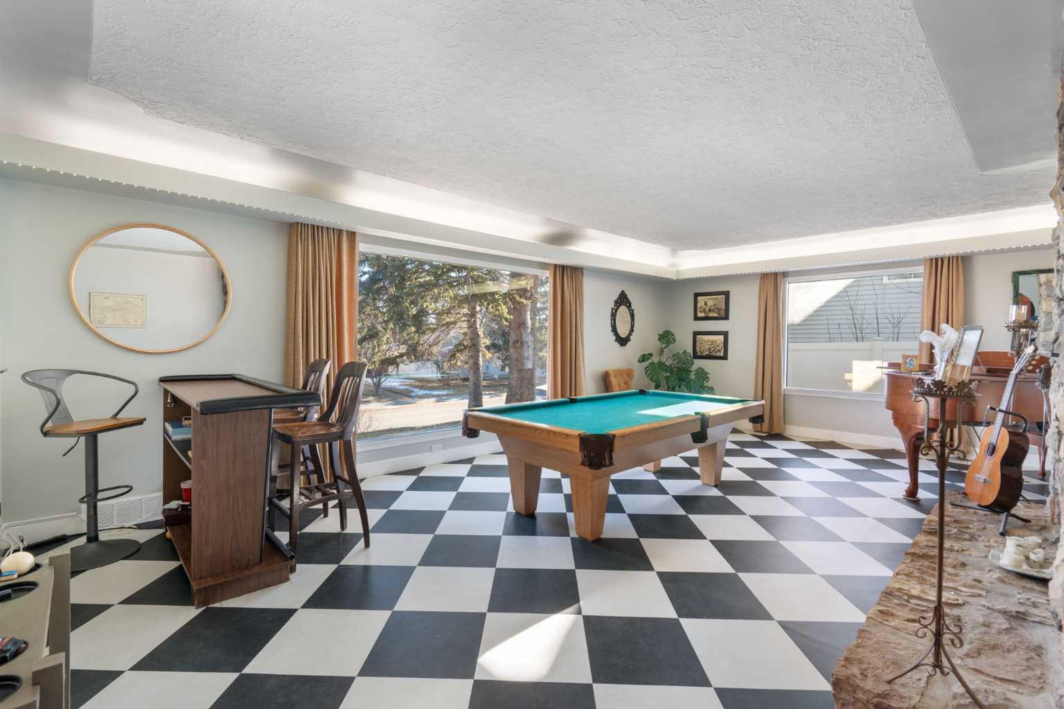 10507 Bradbury Drive SW