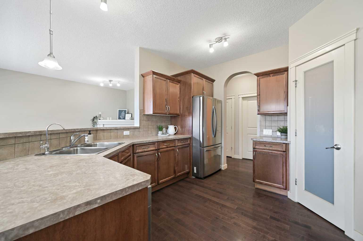 229 Bridlerange Place SW