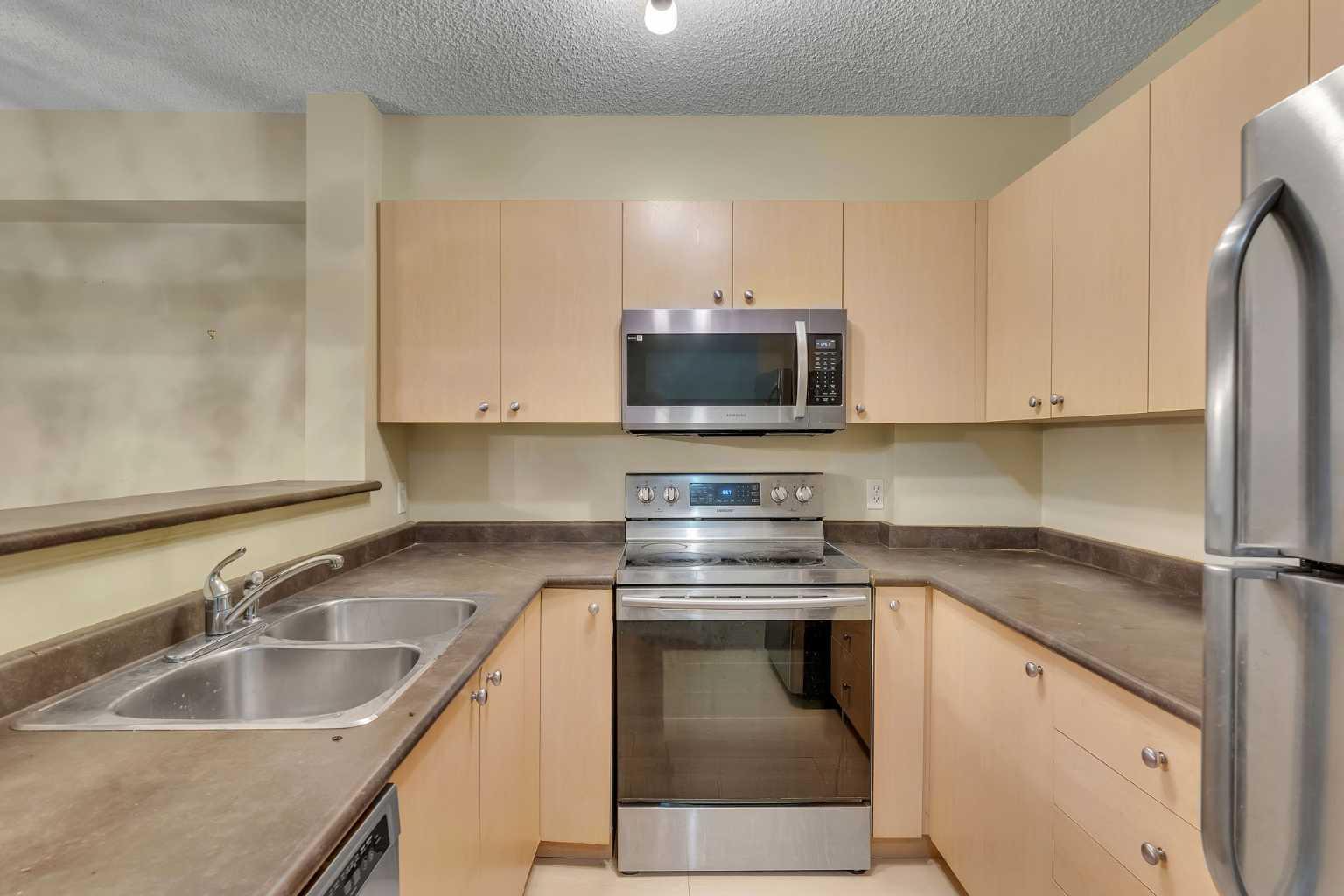 1111 6 Avenue SW 605