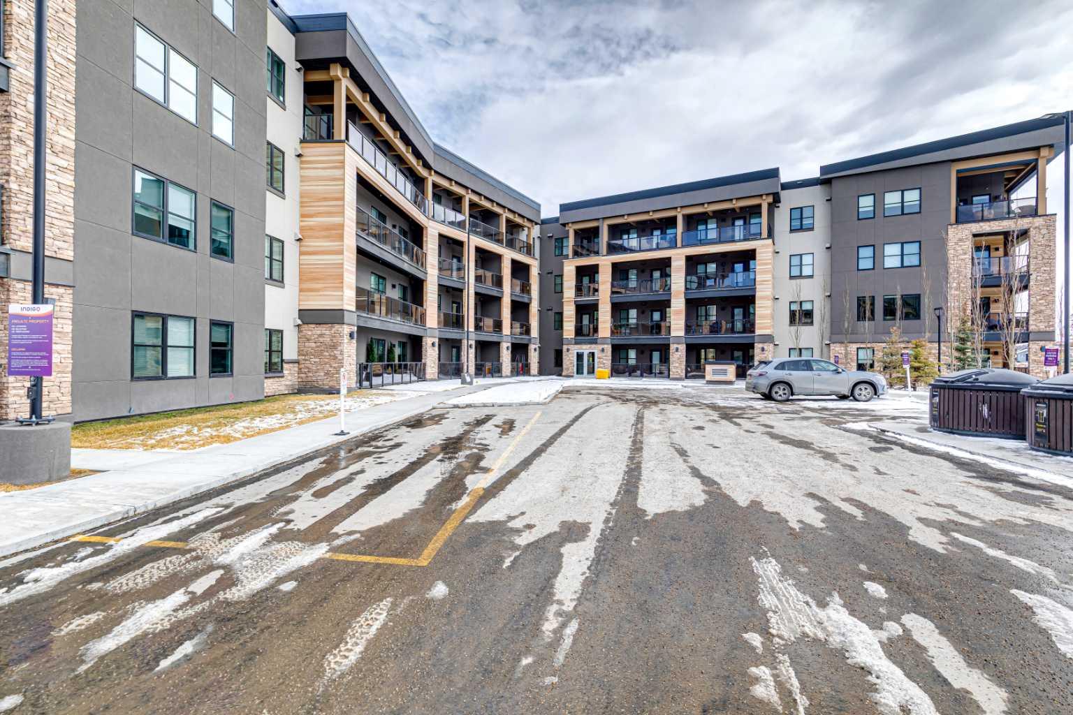 125 Wolf Hollow Crescent SE 313