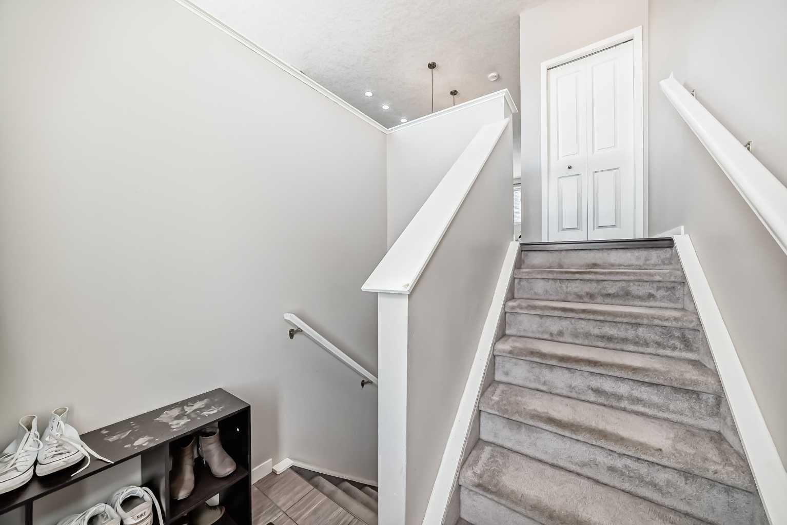 656 Copperpond Boulevard SE