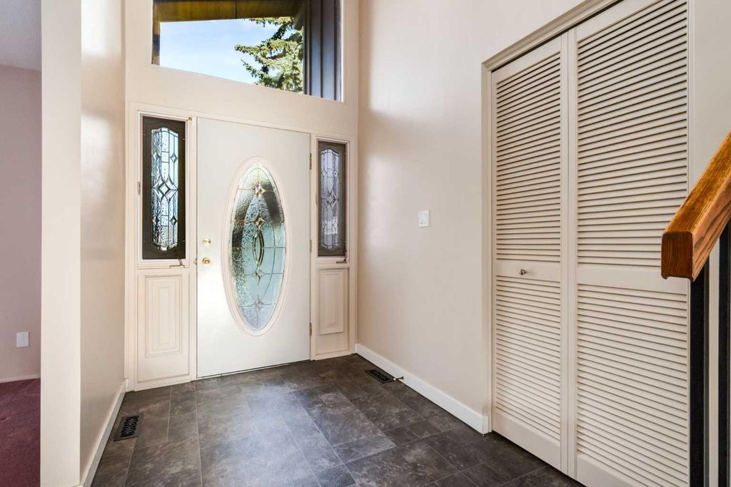 Photo of 323 Parkridge Way SE, Calgary, AB T2J 4Z5 (MLS # A2286498)