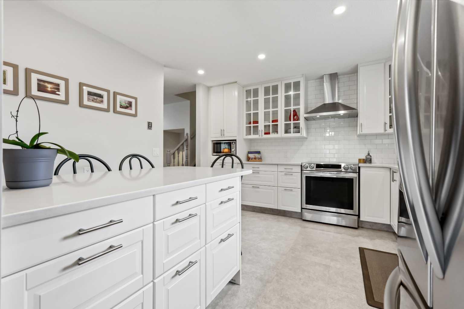 103 Sandarac Place NW