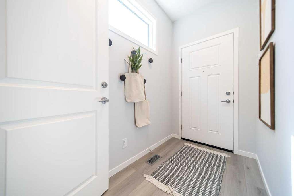Photo of 520 Tekarra Drive NW, Calgary, AB T3R 2G1 (MLS # A2335032)