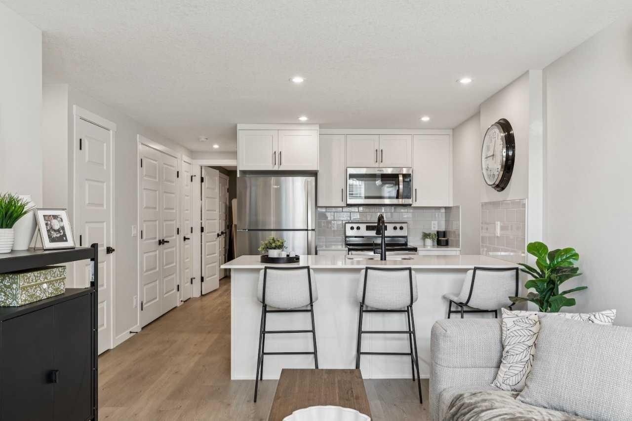 135 Mahogany Parade SE 201