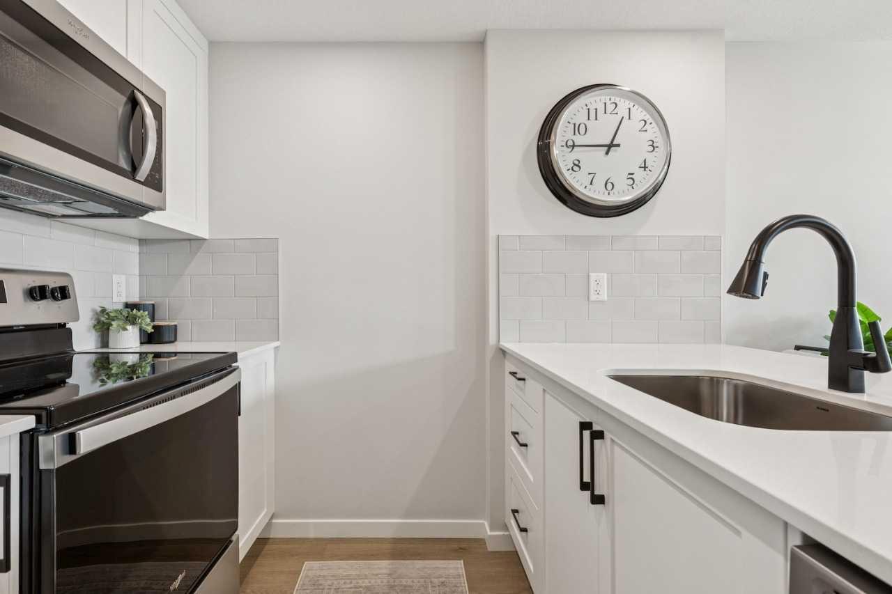 135 Mahogany Parade SE 201