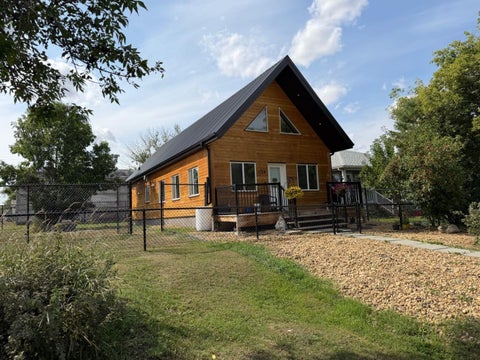 Photo of 104 1 Street W, Munson, AB T0J 2C0 (MLS # A2338979)