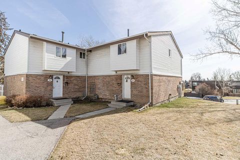 Photo of 5103 35 Avenue SW #77, Calgary, AB T3E 6L9 (MLS # A2299281)