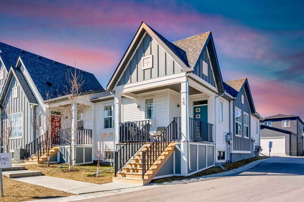 Photo of 71 Lucas Street NW #15, Calgary, AB T3P 1S3 (MLS # A2305546)