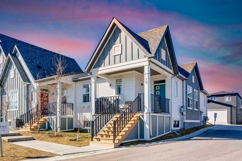 Photo of 71 Lucas Street NW #15, Calgary, AB T3P 1S3 (MLS # A2305546)