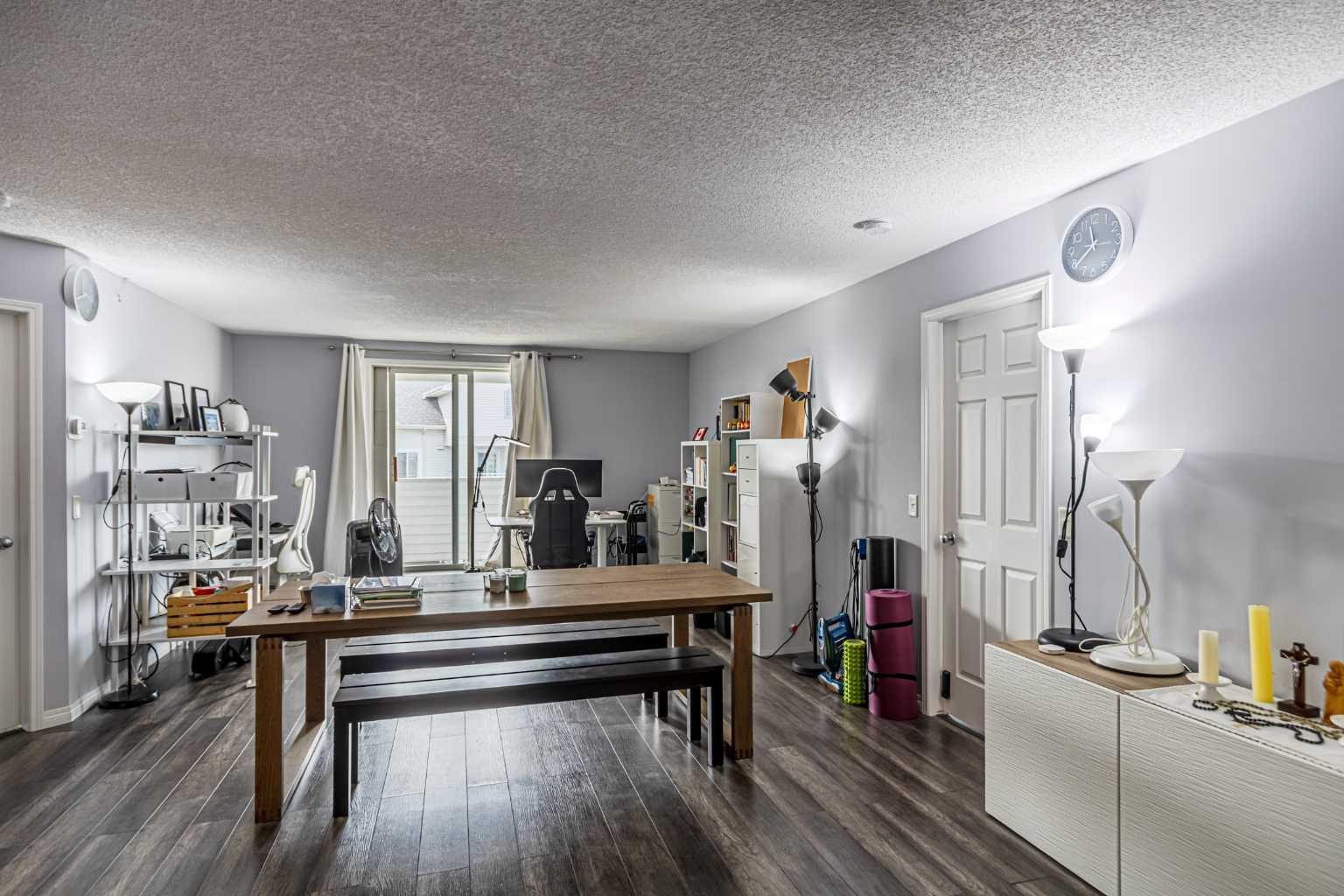 9 Country Village Bay NE 407