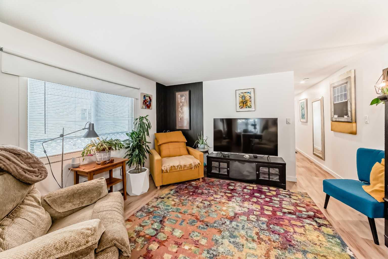 99 Arbour Lake Road NW 189