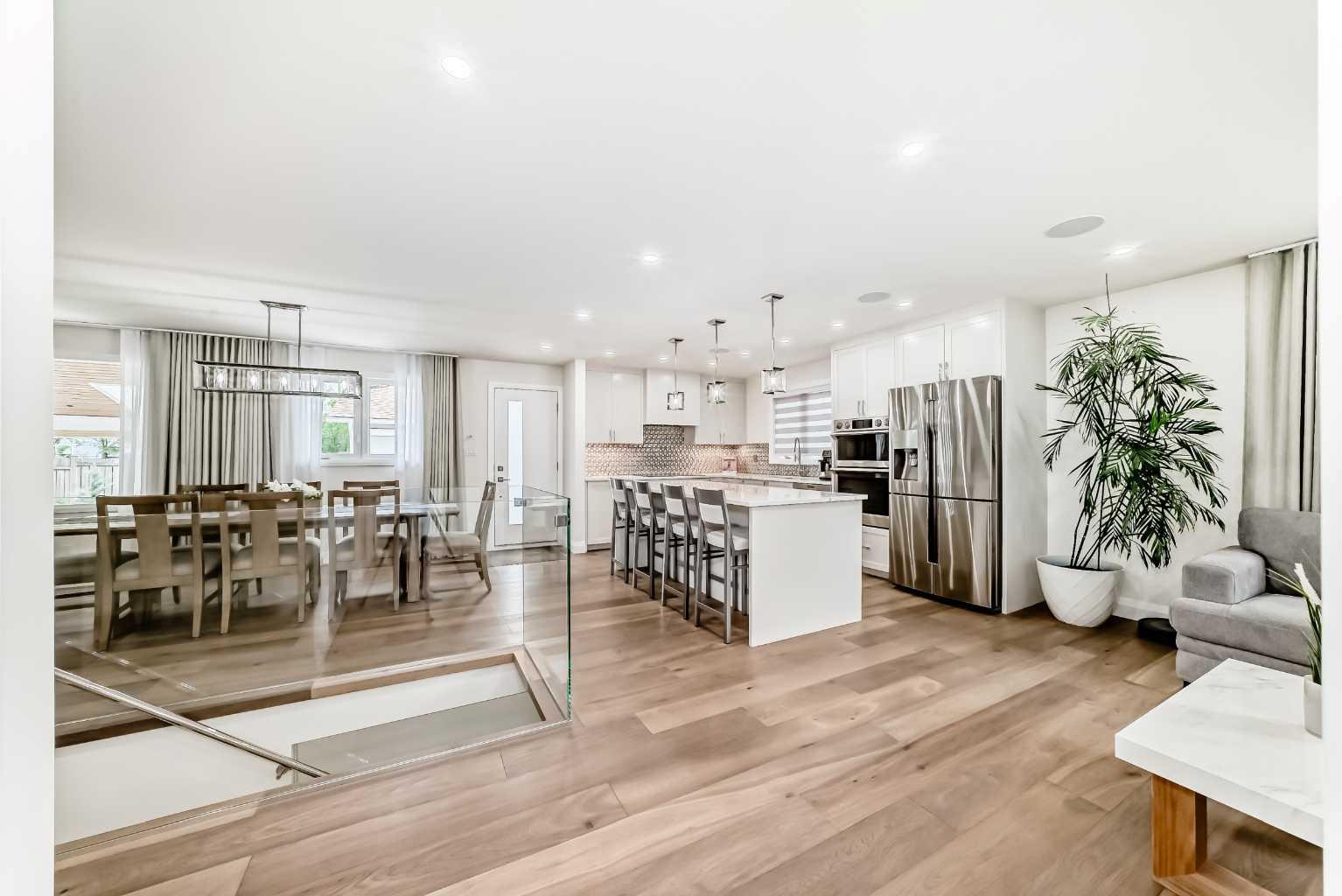 16 Brookpark Crescent SW