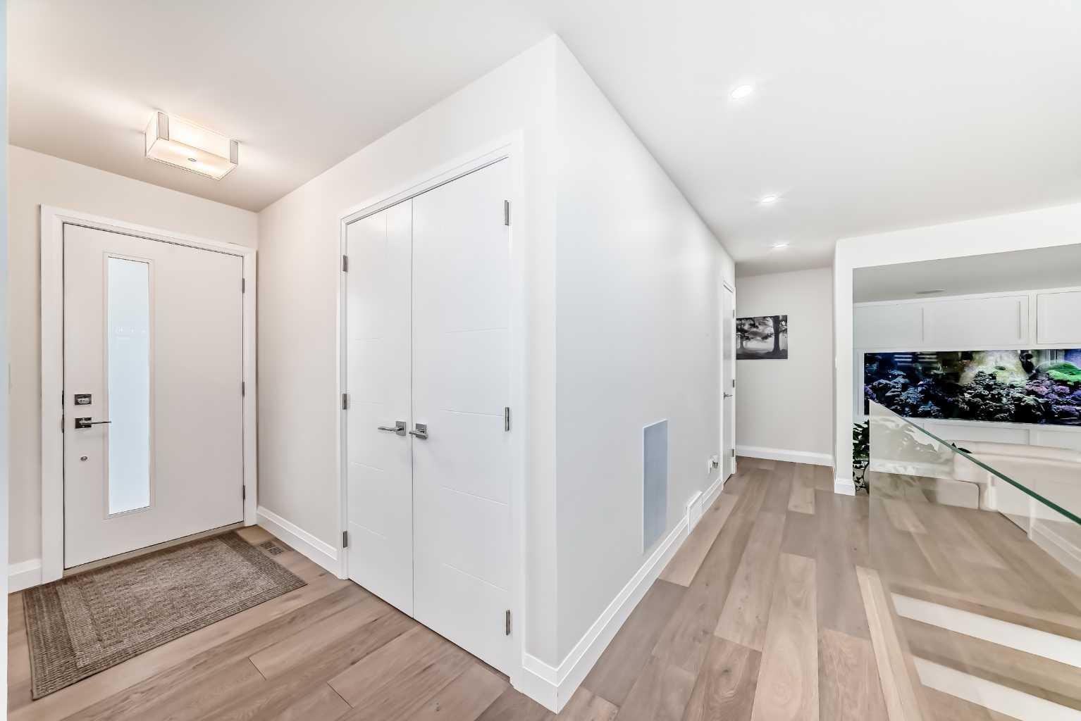 16 Brookpark Crescent SW