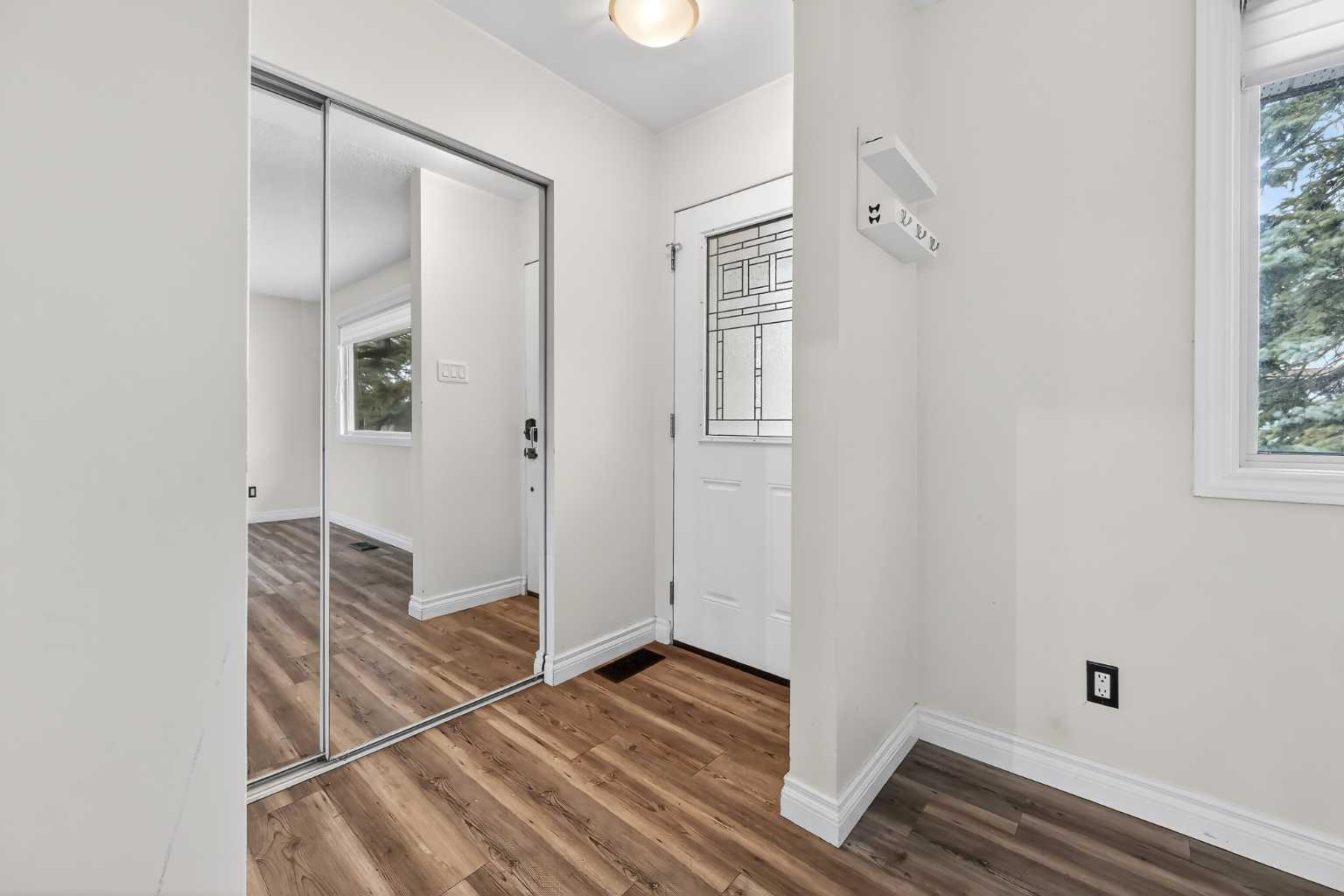 81 Westminster Drive SW