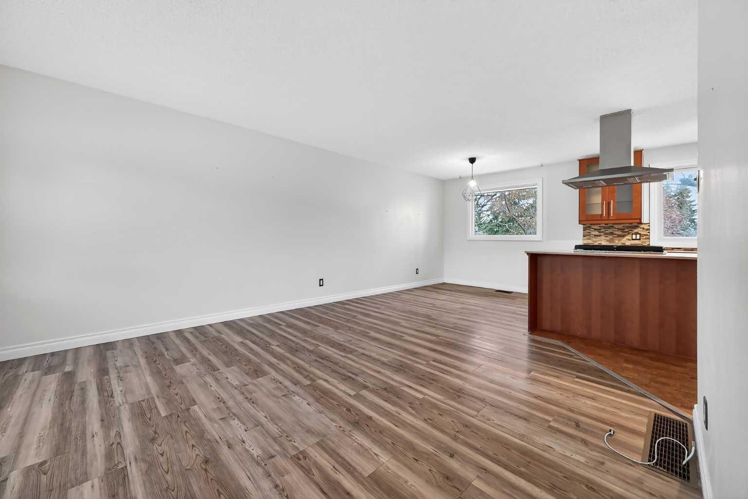 81 Westminster Drive SW