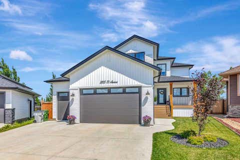 Photo of 3805 70 Avenue, Lloydminster, AB T9V 3T2 (MLS # A2328273)