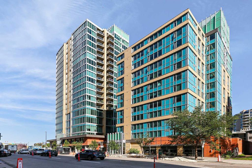 Photo of 888 4 Avenue SW #607, Calgary, AB T2P 0V2 (MLS # A2288218)