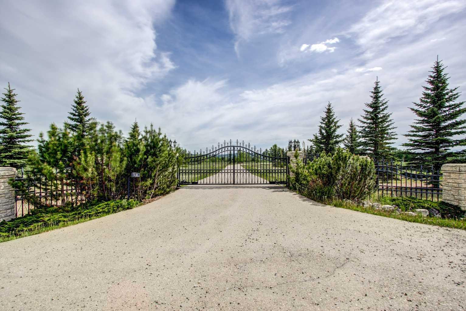 60037 Township Road 263A