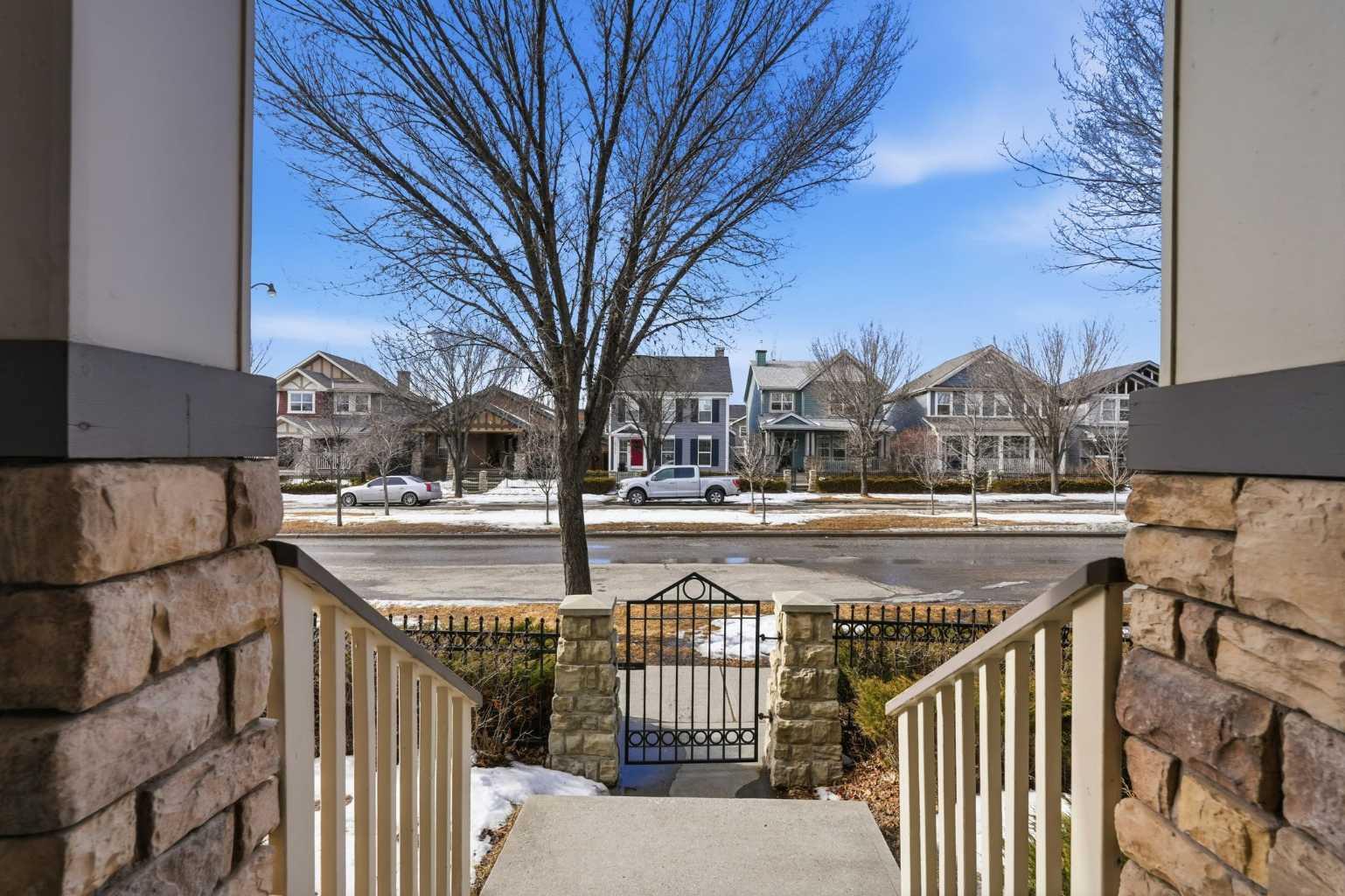 15172 Prestwick Boulevard SE