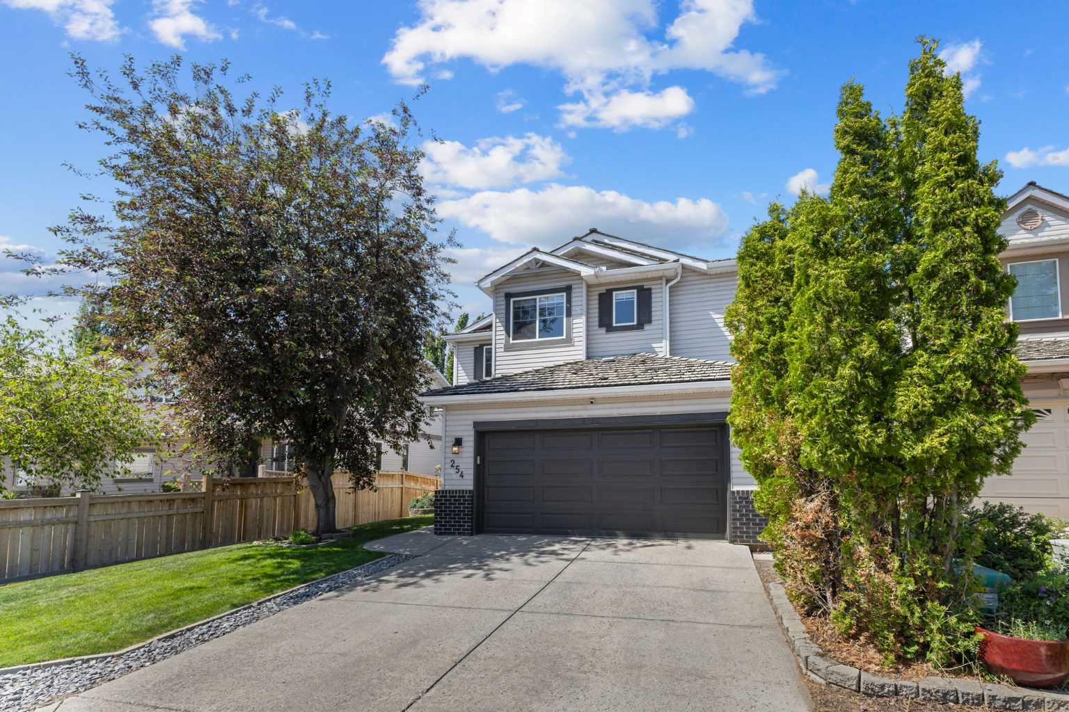 254 Mt Douglas Circle SE