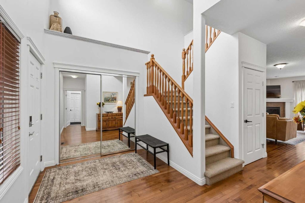 Photo of 20 Everbrook Link SW, Calgary, AB T2Y 0C9 (MLS # A2347786)