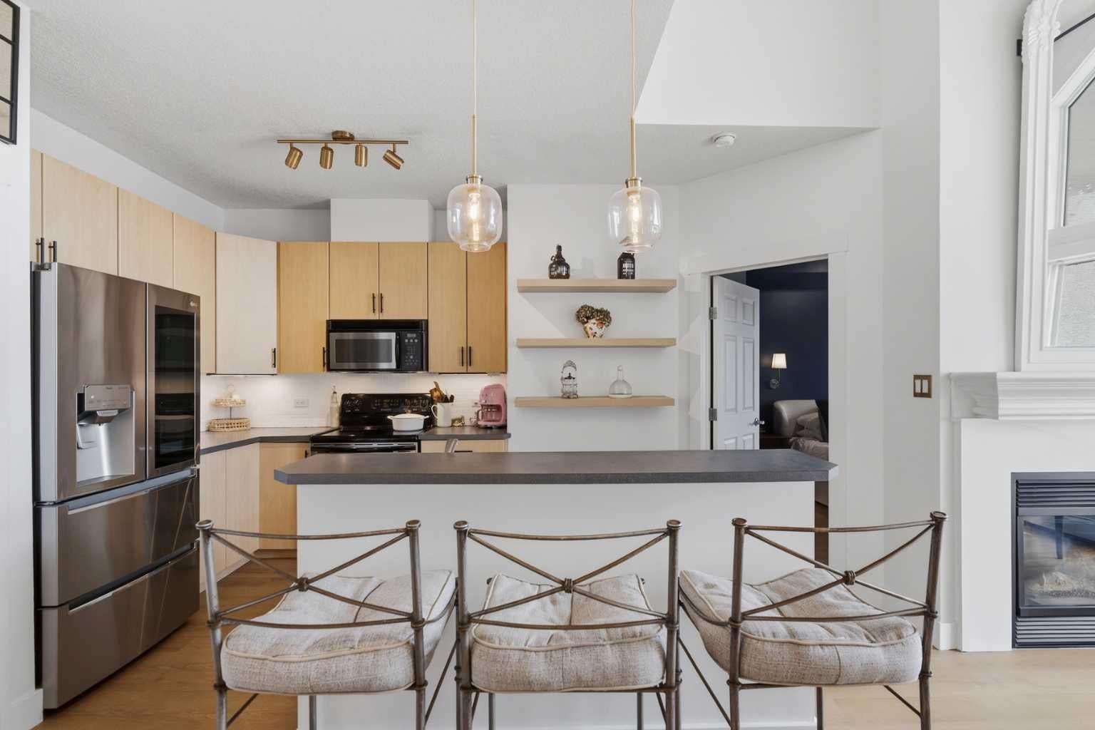 3501 15 Street SW 306