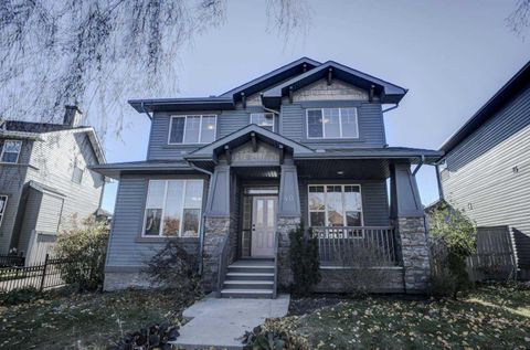 40 Prestwick Manor SE Calgary AB T2Z 4S6