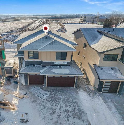 98 Waterford Crescent Chestermere AB T1X 3A2