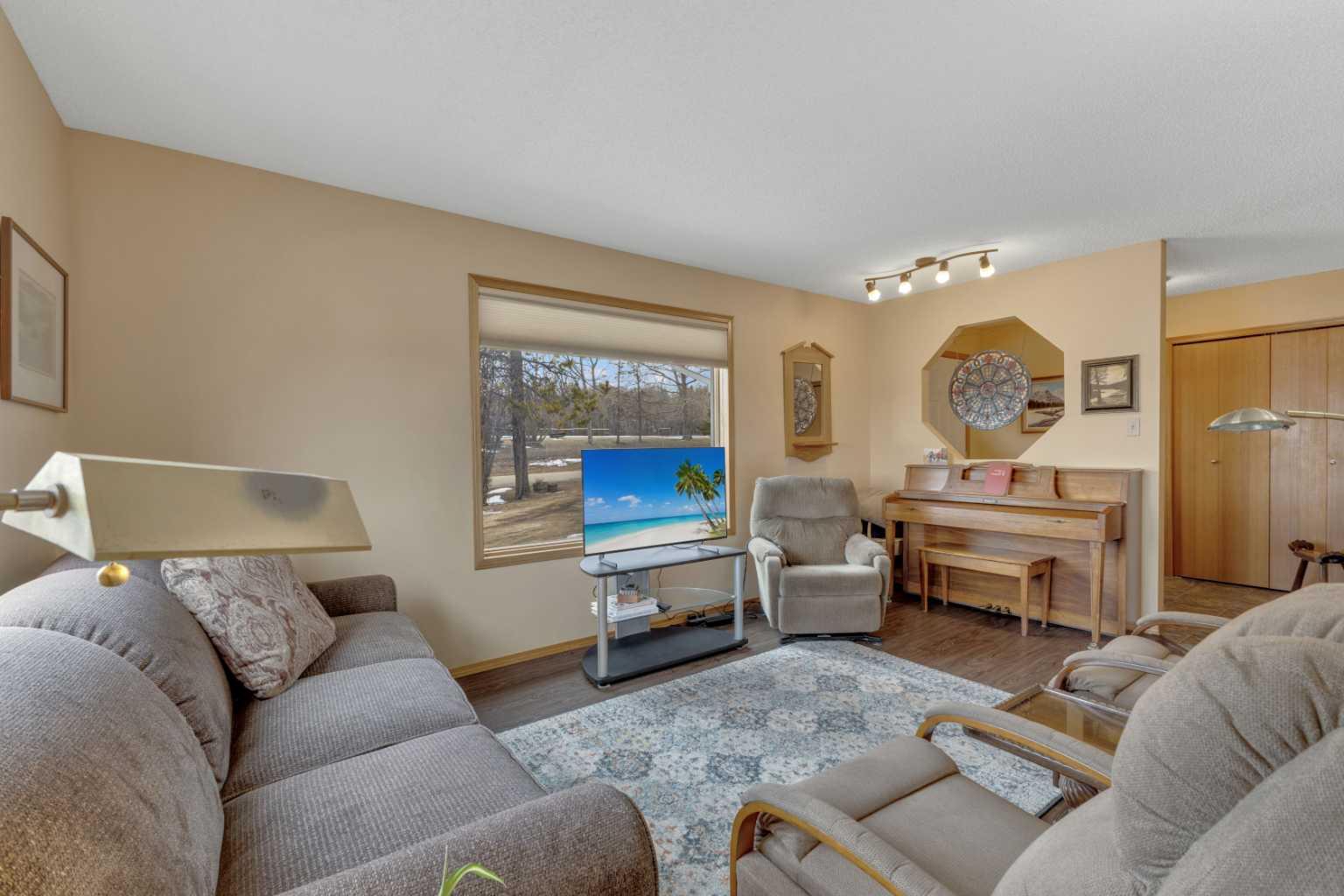 38459 Range Road 283