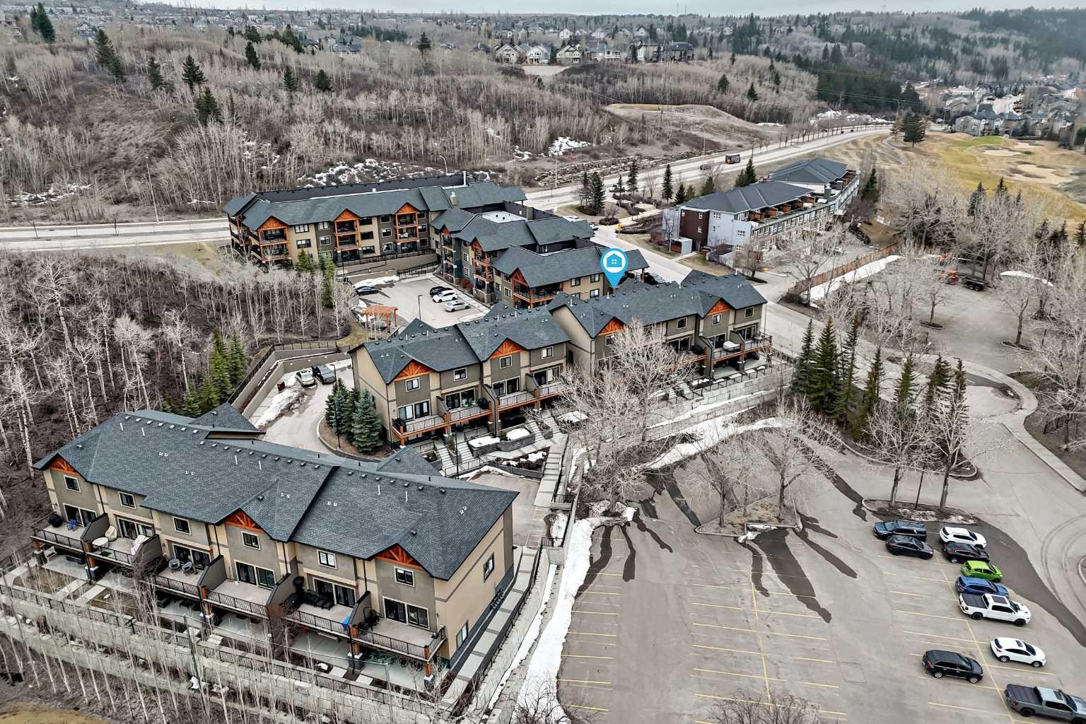 405 Valley Ridge Manor NW