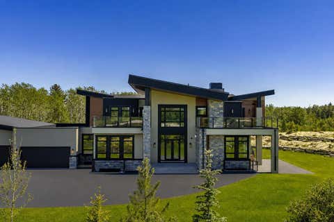 Photo of 7 Silverhorn Terrace, Rural Rocky View County, AB T3R 0X3 (MLS # A2306450)