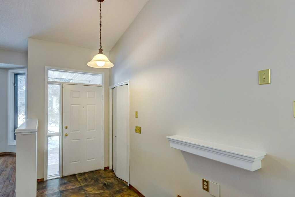 87 Sun Harbour Close SE