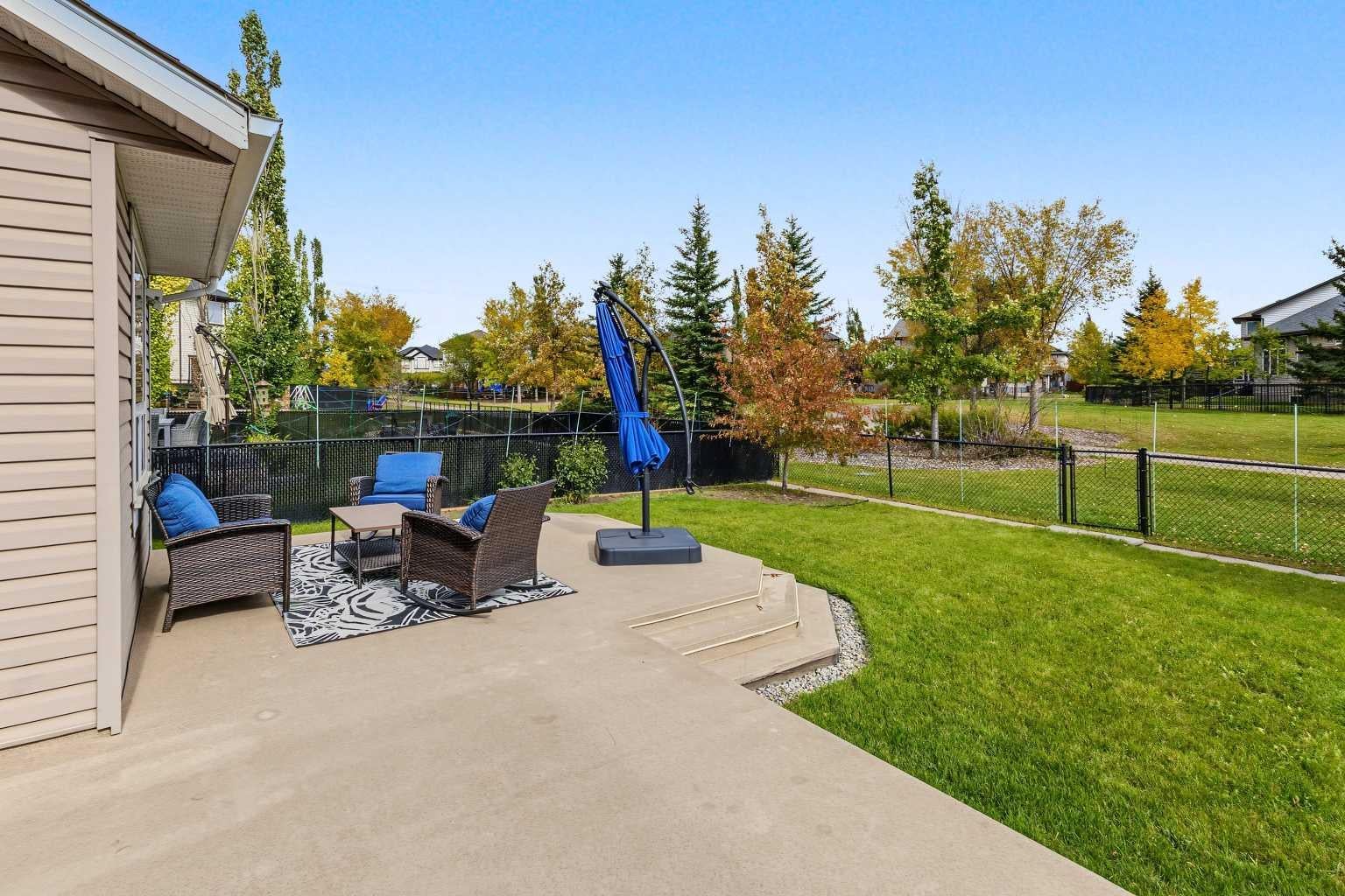26 Drake Landing NE